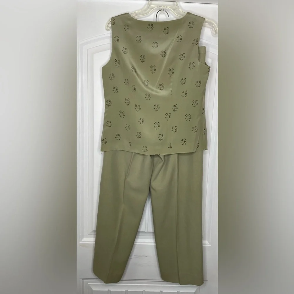 4 Piece Silk Suits Jacket, Dress, Beaded Shell, Pants Sage Green Sz 4,8,6,and 10 - Picture 3 of 14